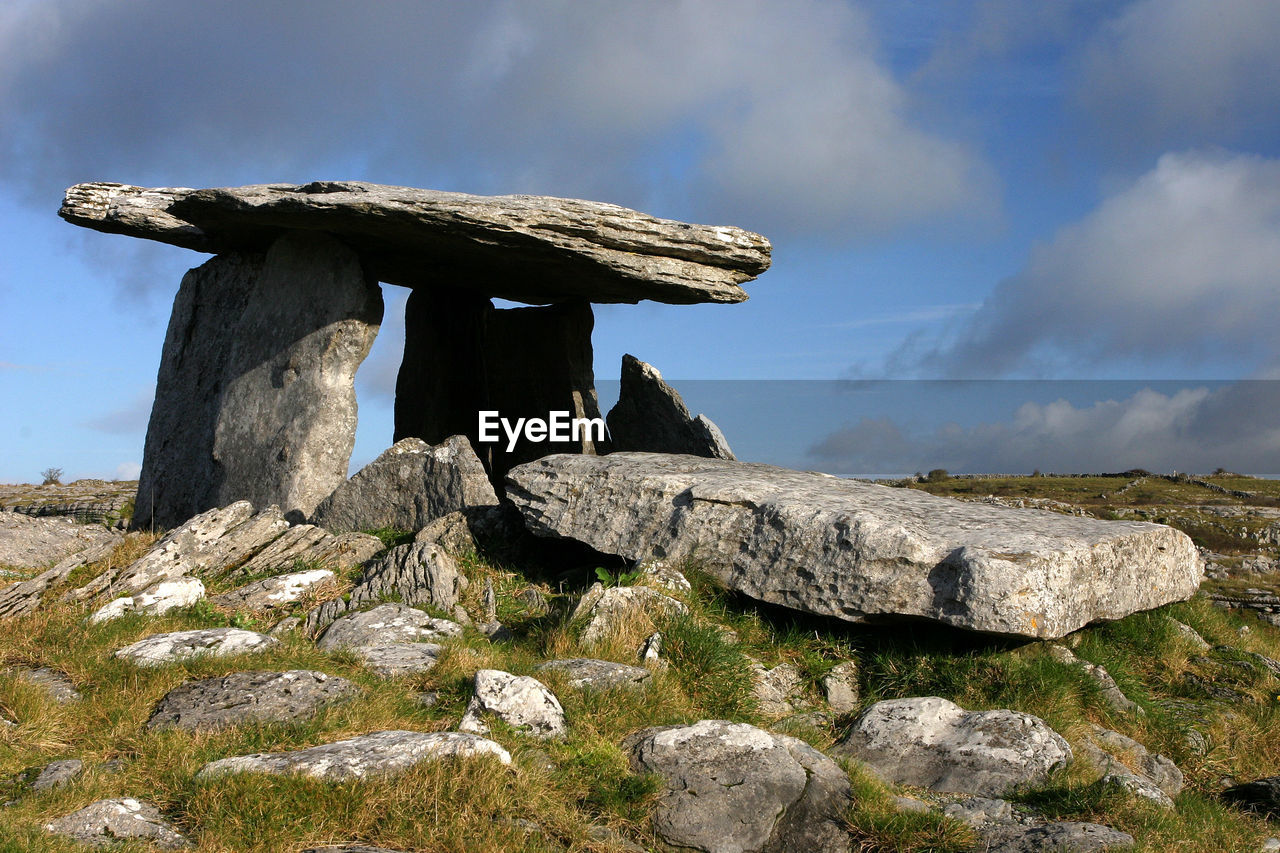 Polnabrone dolman, ancient tomb in the burren, west of ireland 
