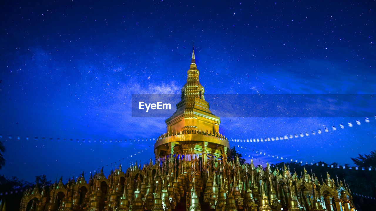 View of illuminated shwedagon pagoda at night