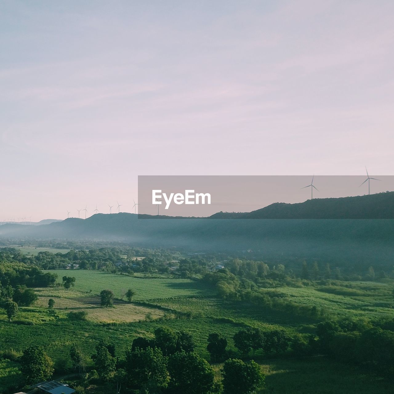 SCENIC VIEW OF FARM AGAINST SKY