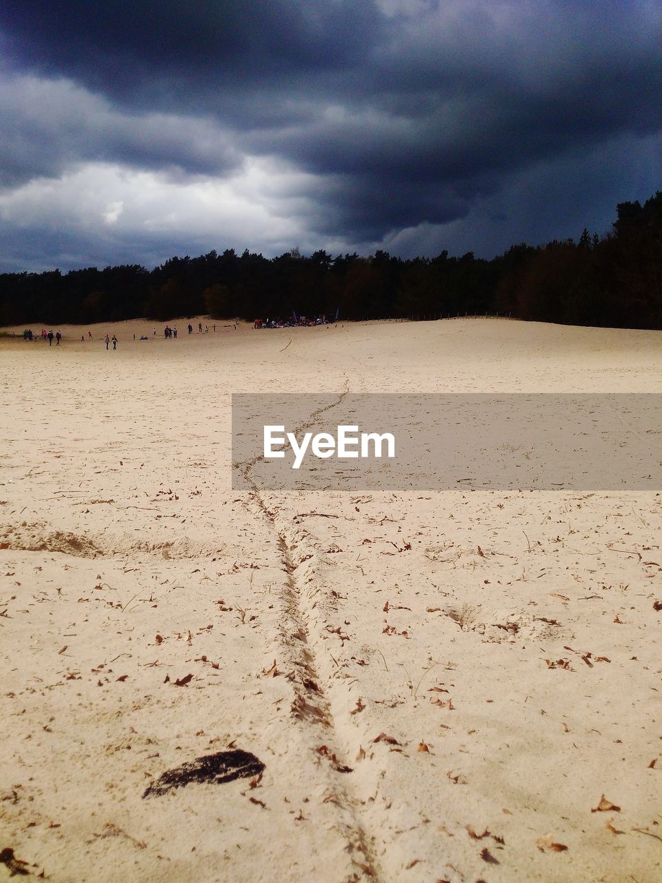 SCENIC VIEW OF LANDSCAPE AGAINST CLOUDY SKY