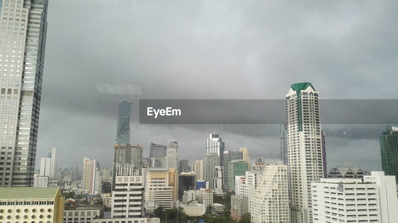 BUILDINGS AGAINST SKY IN CITY