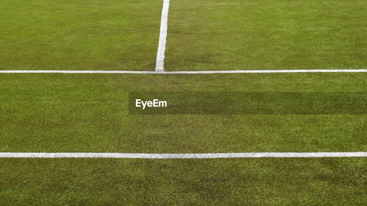 Full frame shot of tennis court