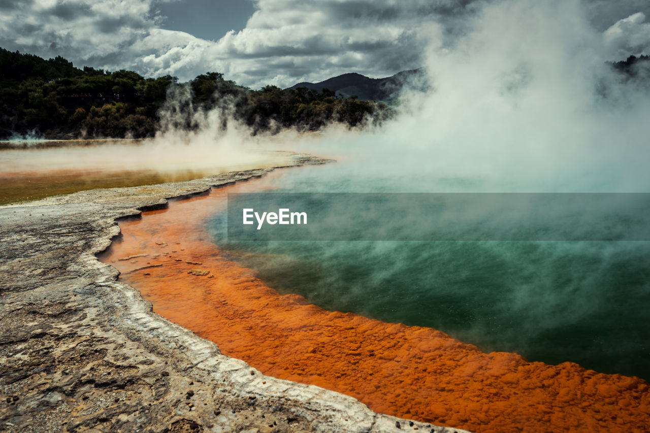 The surreal champagne pool found in new zealand