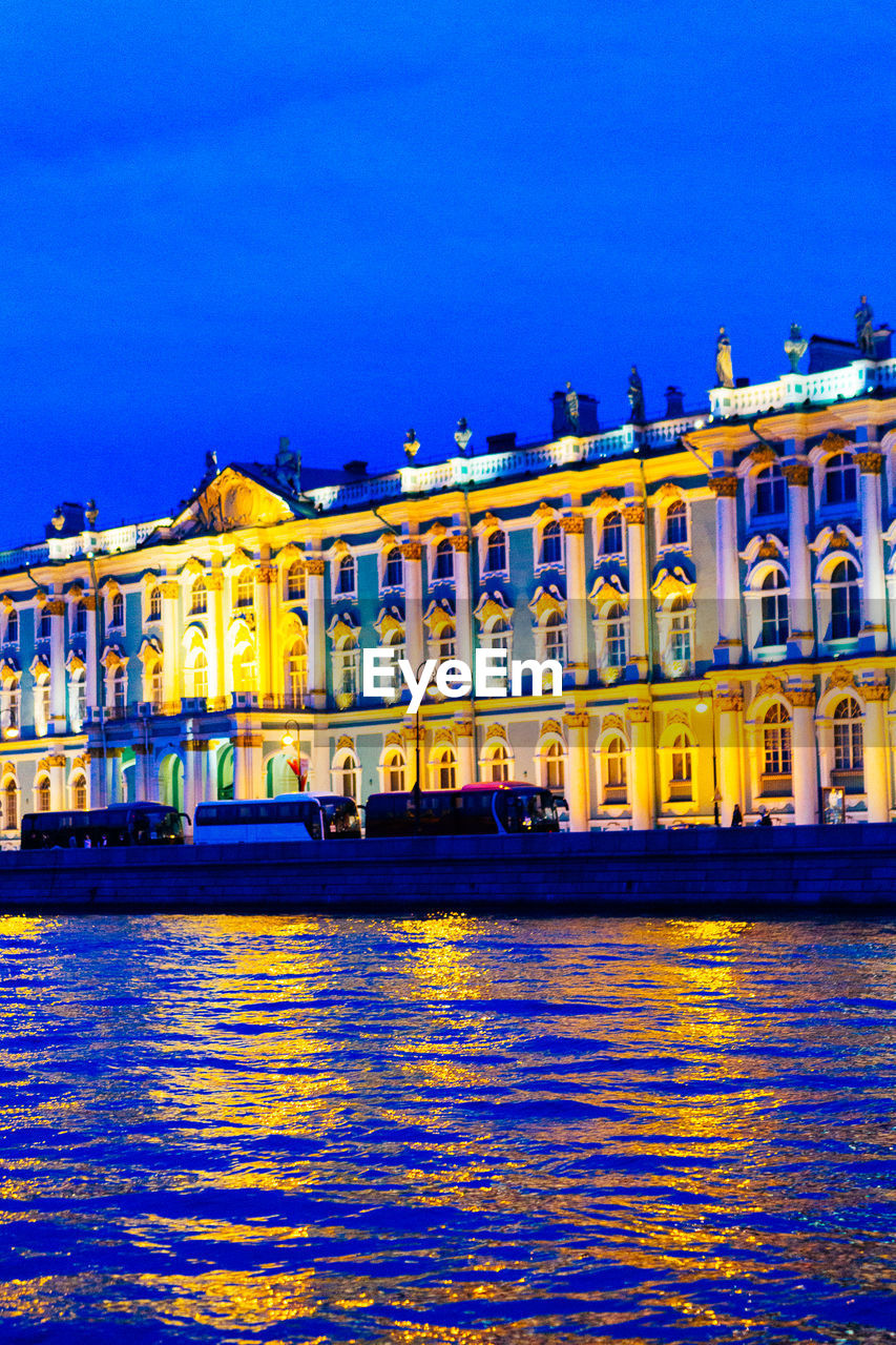 BUILDINGS WITH WATERFRONT