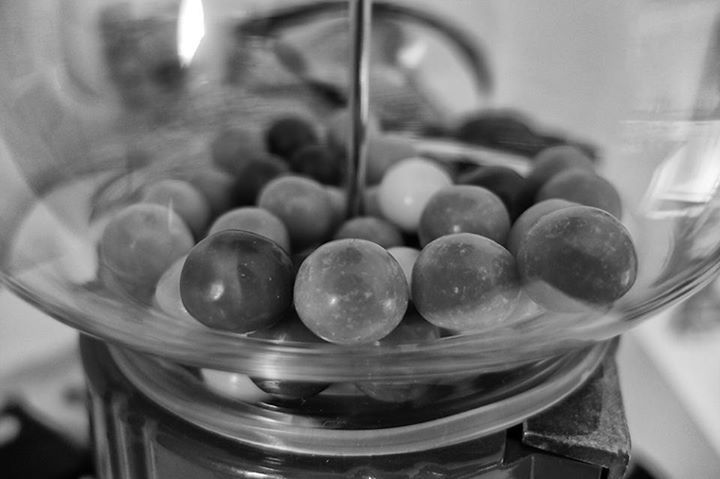 CLOSE-UP OF FOOD IN BOWL