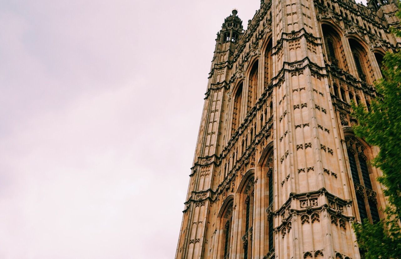 LOW ANGLE VIEW OF HISTORIC BUILDING