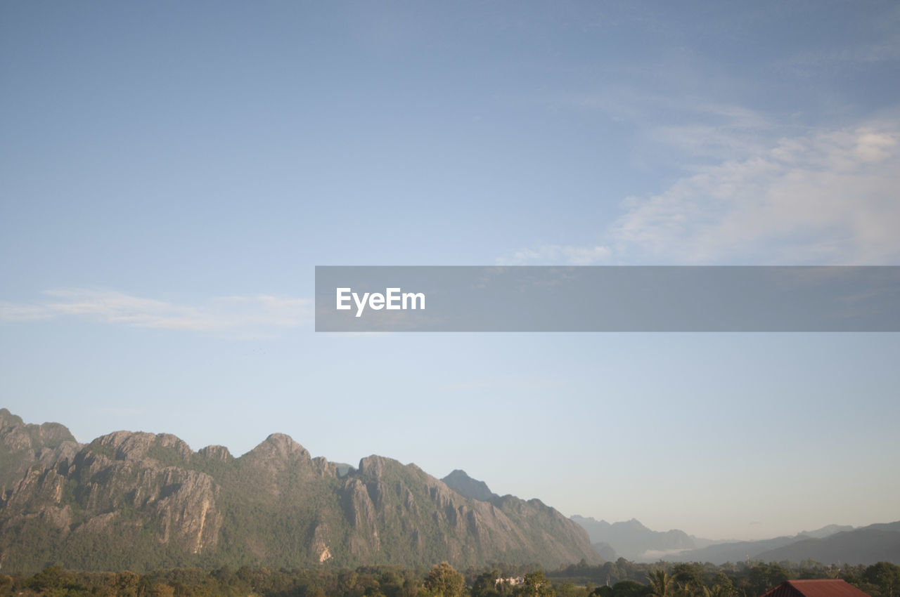 SCENIC VIEW OF MOUNTAIN AGAINST SKY