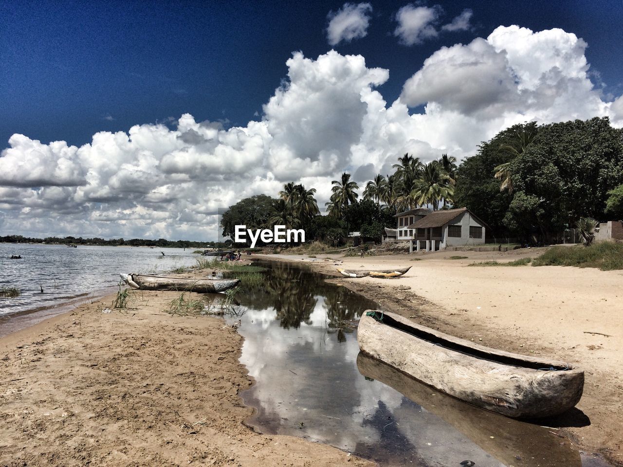 PANORAMIC VIEW OF SEA AGAINST SKY