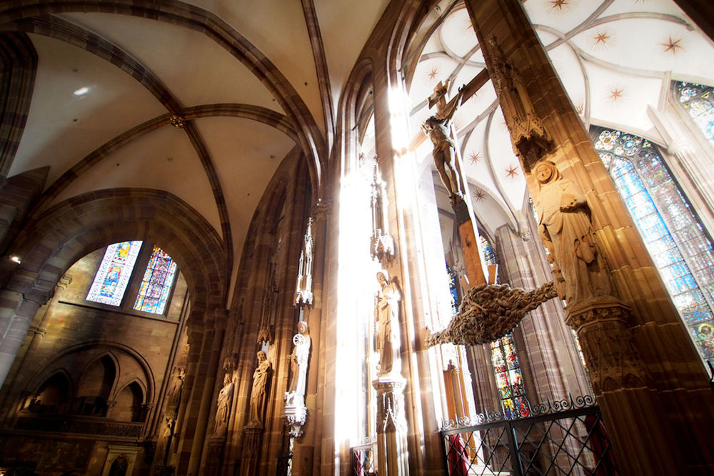 LOW ANGLE VIEW OF INTERIOR OF BUILDING