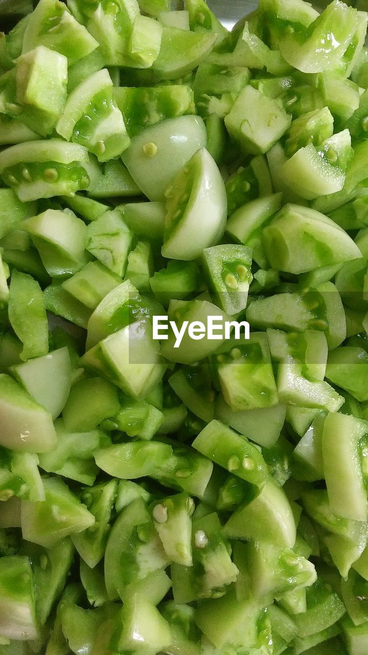 FULL FRAME SHOT OF FRESH GREEN BEANS