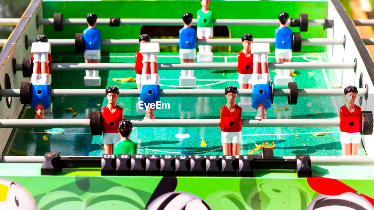 sports, sport venue, competition, relaxation, leisure games, team sport, leisure activity, soccer, competitive sport, cooperation, figurine, teamwork, human representation, group of people, sports team