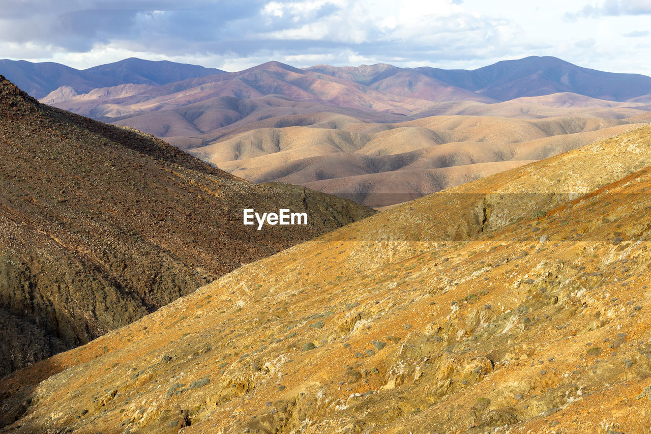 SCENIC VIEW OF MOUNTAINS