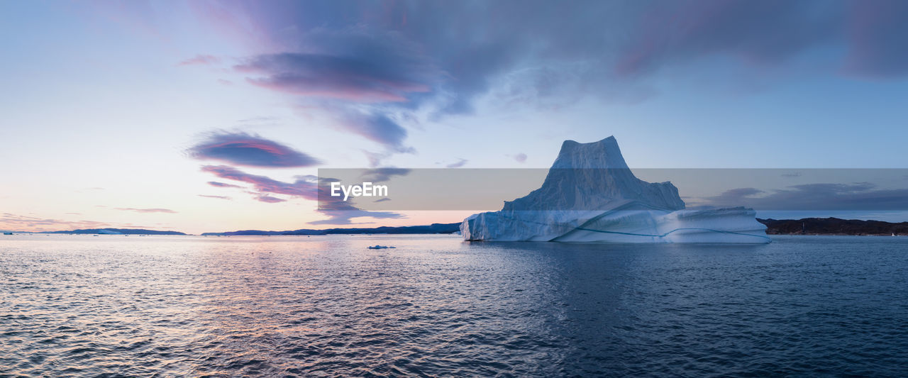 PANORAMIC SHOT OF SEA AGAINST SKY