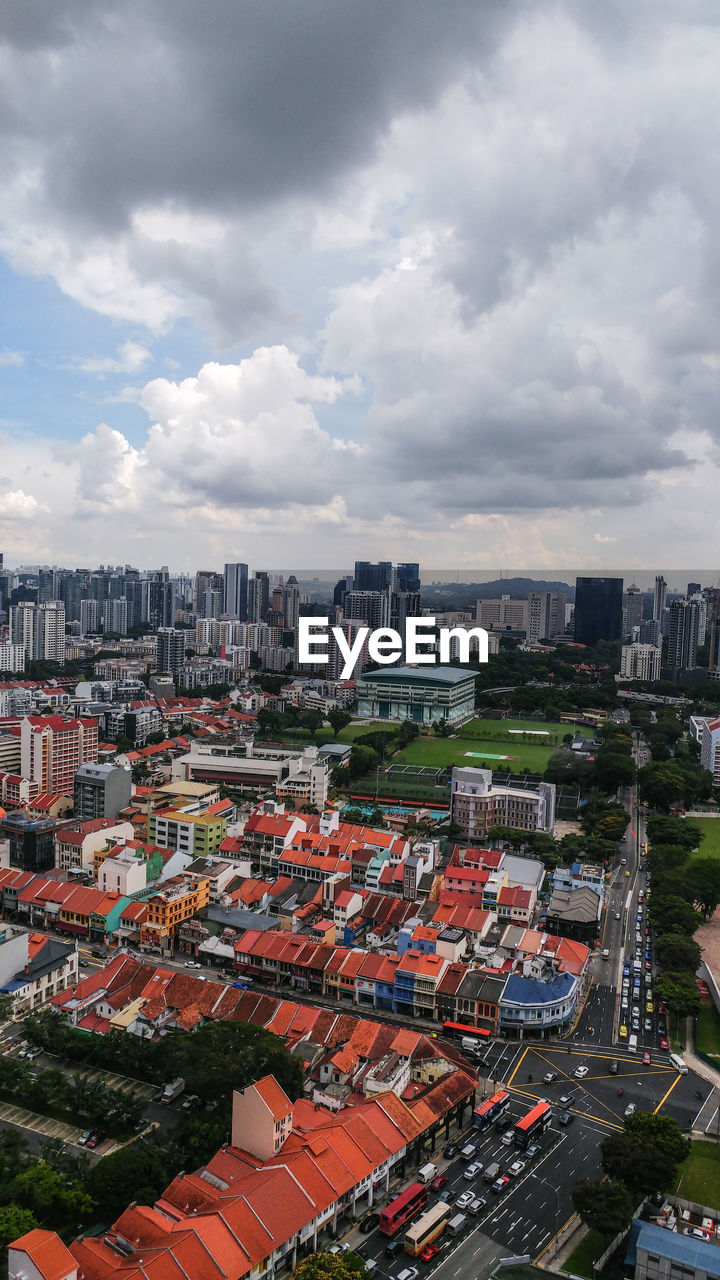 HIGH ANGLE VIEW OF BUILDINGS IN CITY