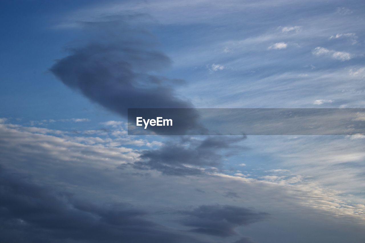 sky, cloud, nature, beauty in nature, no people, cloudscape, blue, environment, outdoors, storm, scenics - nature, horizon, sunlight, day, dramatic sky, low angle view, storm cloud, backgrounds