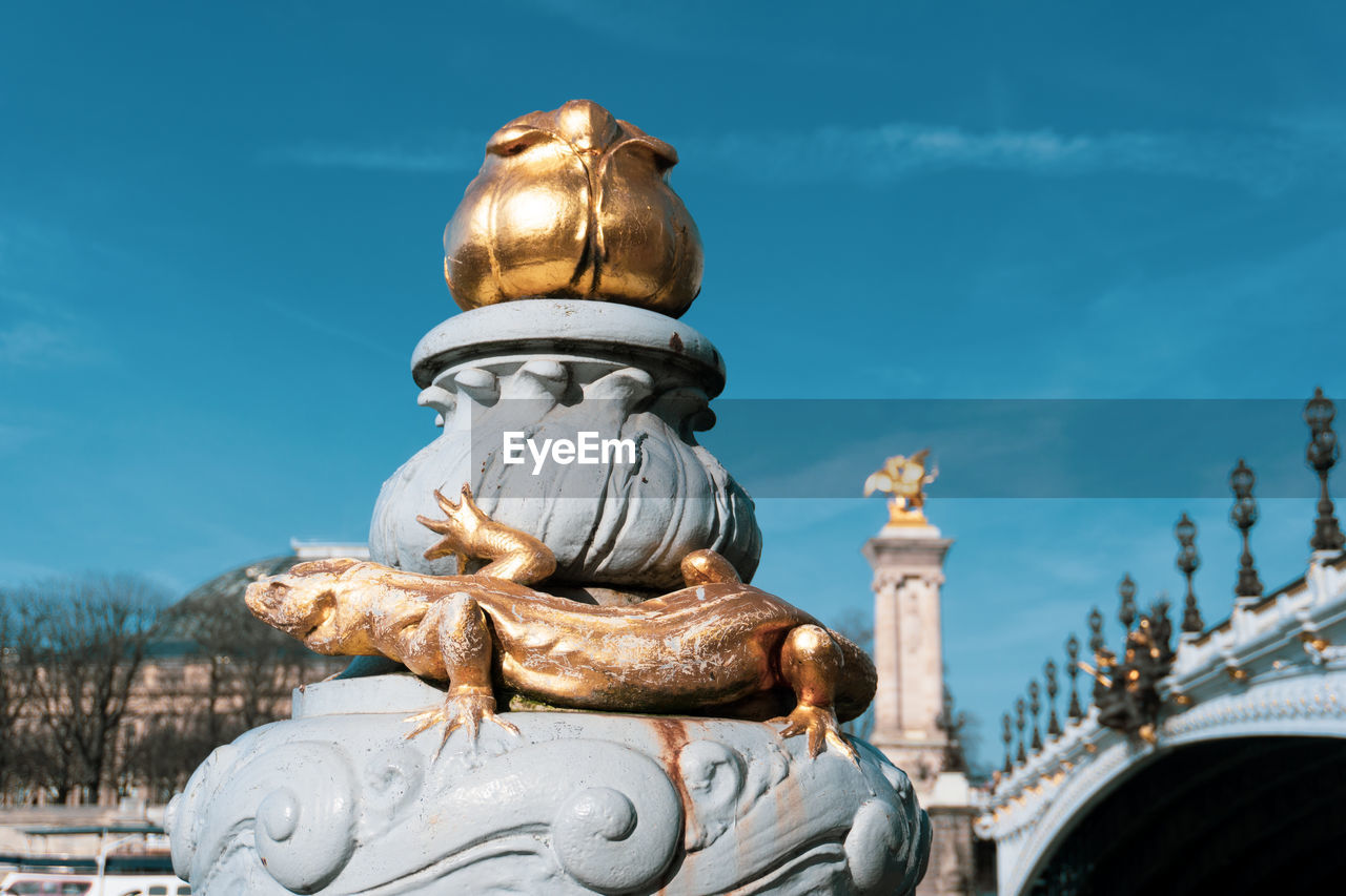 Pont alexandre iii décoration with cast metal lizard