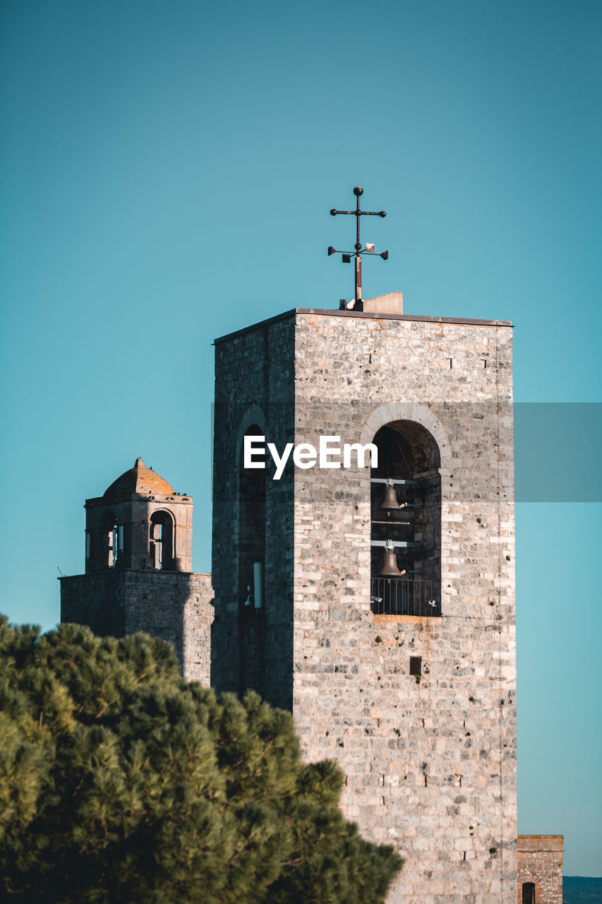 VIEW OF CHURCH AGAINST CLEAR SKY