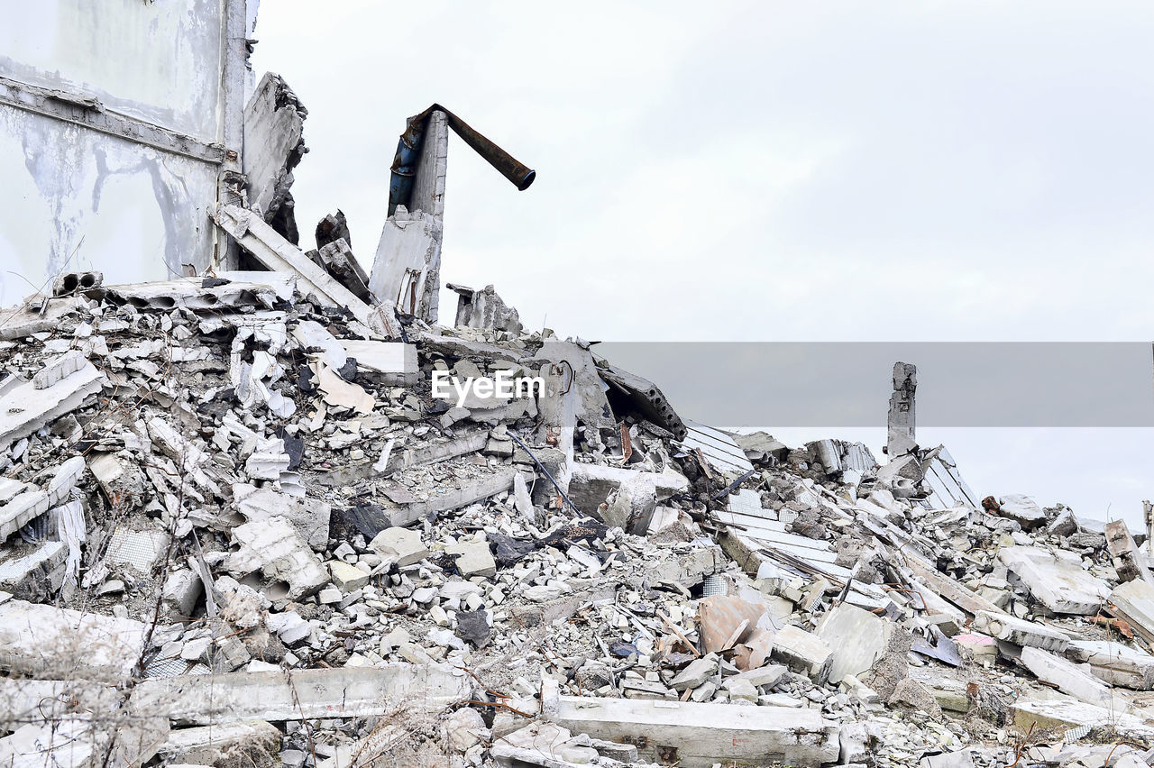 STACK OF DAMAGED BUILDING