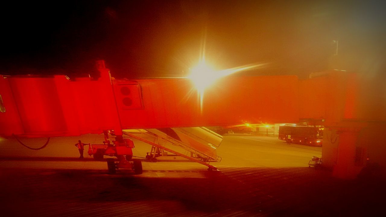 ILLUMINATED RED SHOPPING CART