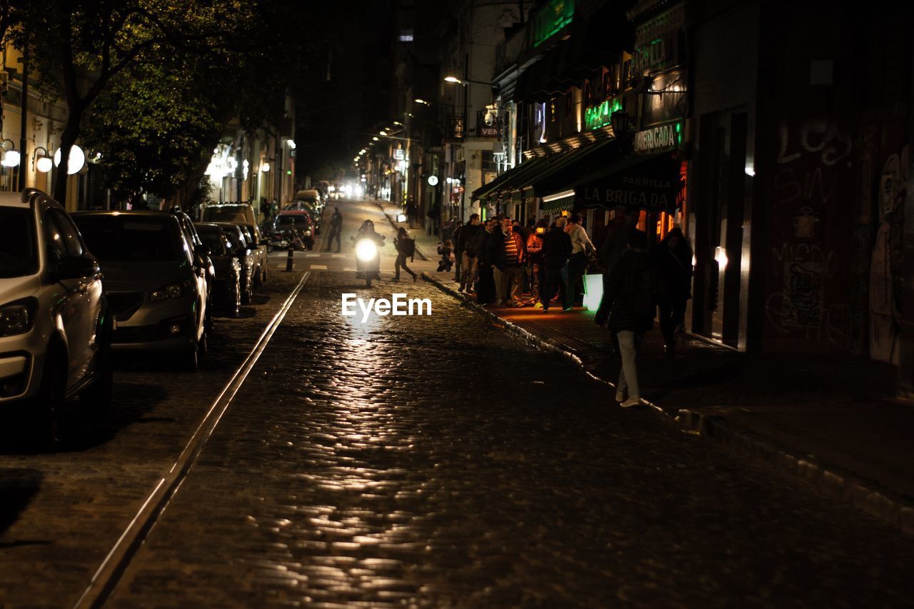 Noche por las calles de san telmo 