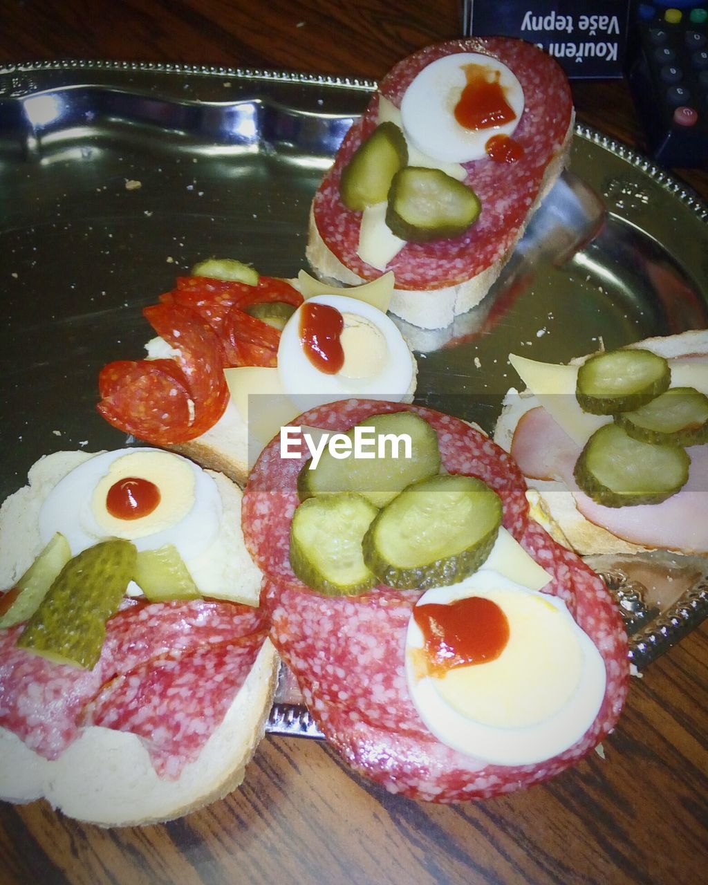 CLOSE-UP OF FRUITS SERVED ON PLATE