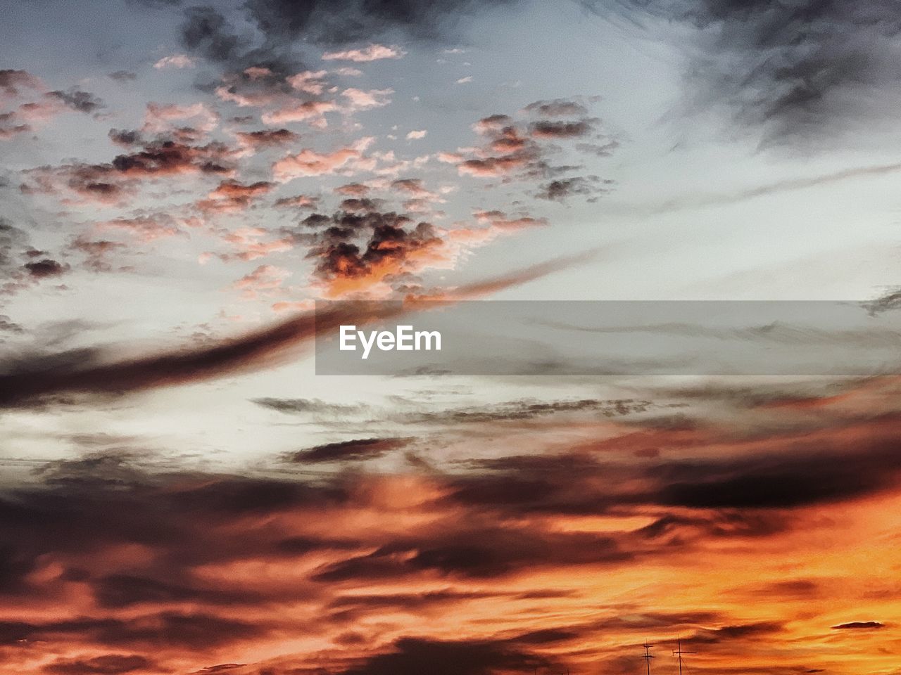 LOW ANGLE VIEW OF DRAMATIC SKY OVER CLOUDS