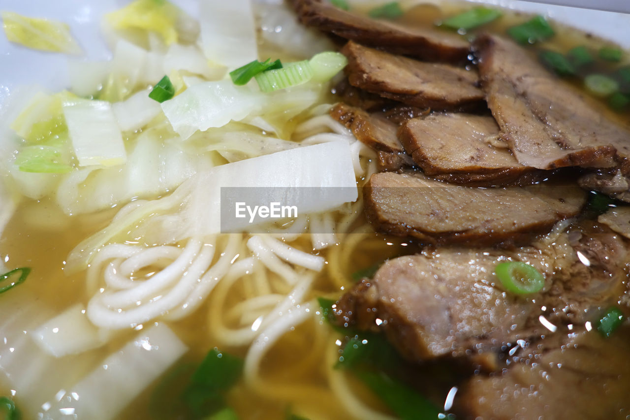 FULL FRAME SHOT OF SERVED FOOD