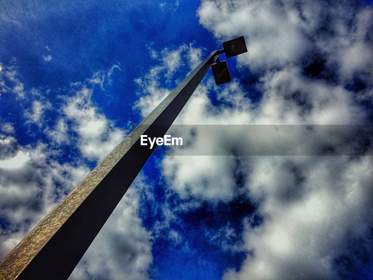 LOW ANGLE VIEW OF CLOUDY SKY OVER CLOUDS