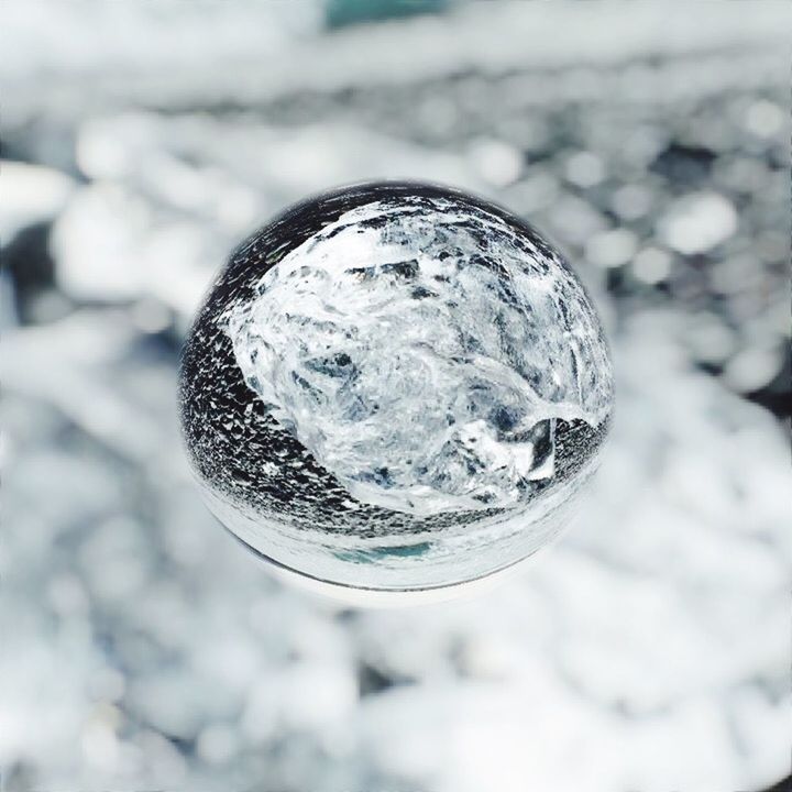 CLOSE-UP OF WATER DROPS ON PLANT