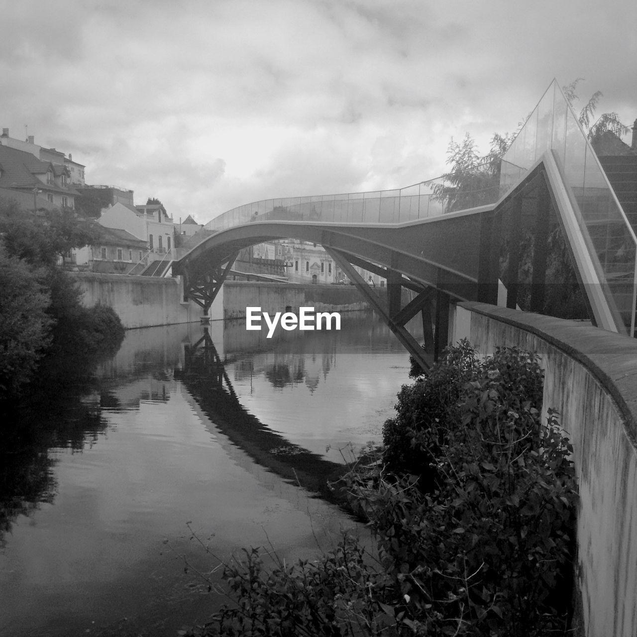 BRIDGE OVER RIVER WITH BRIDGE IN BACKGROUND