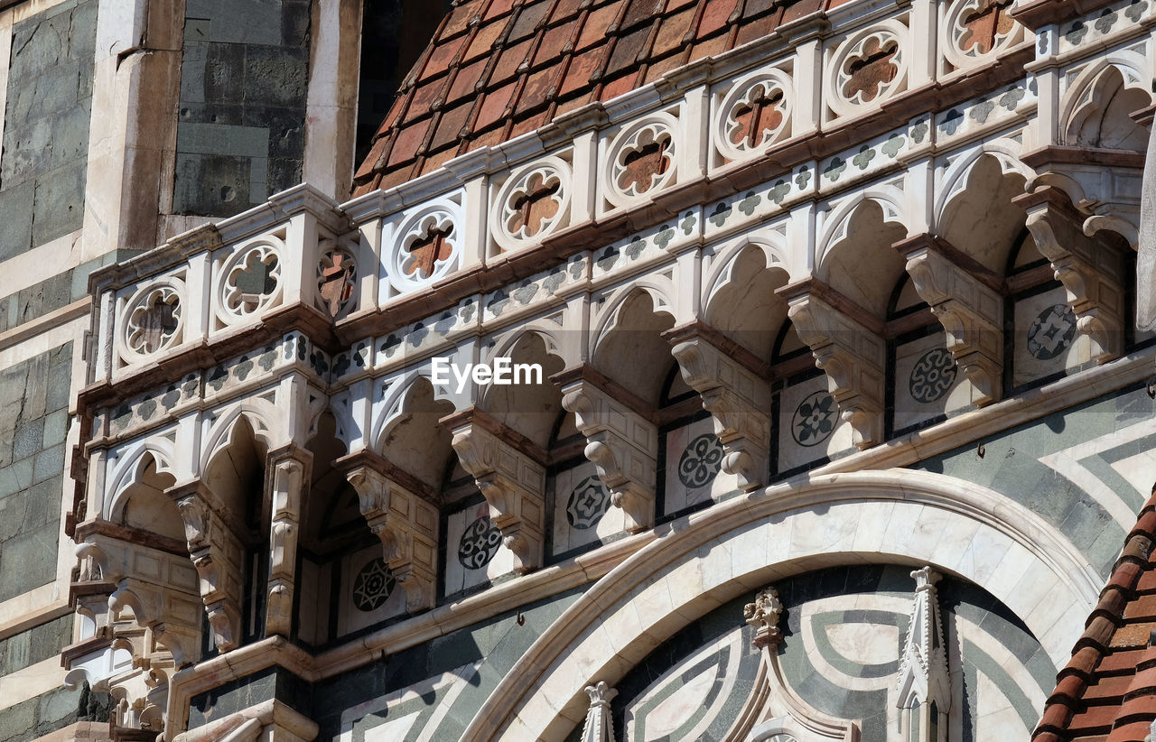 Detail of cattedrale di santa maria del fiore, florence, italy