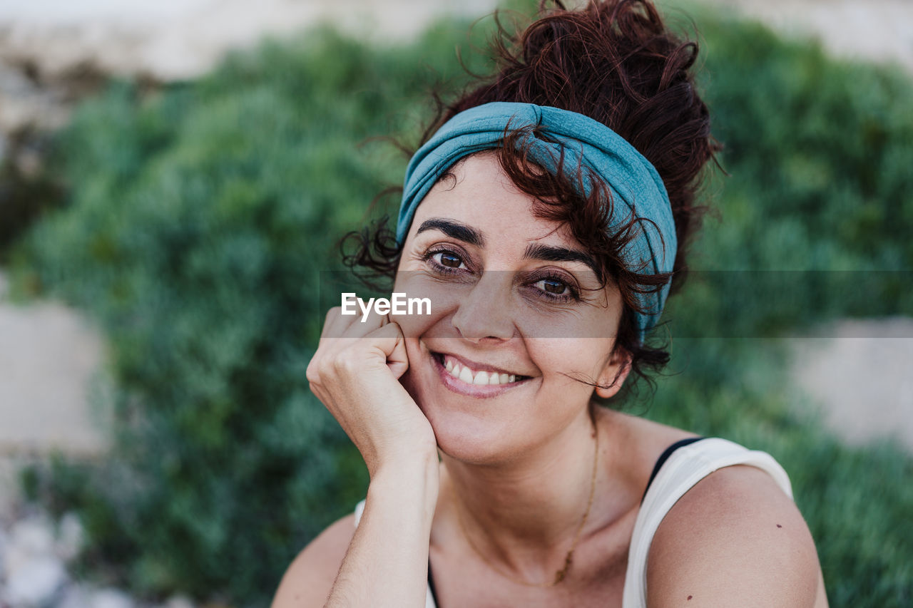 Portrait of a smiling young woman