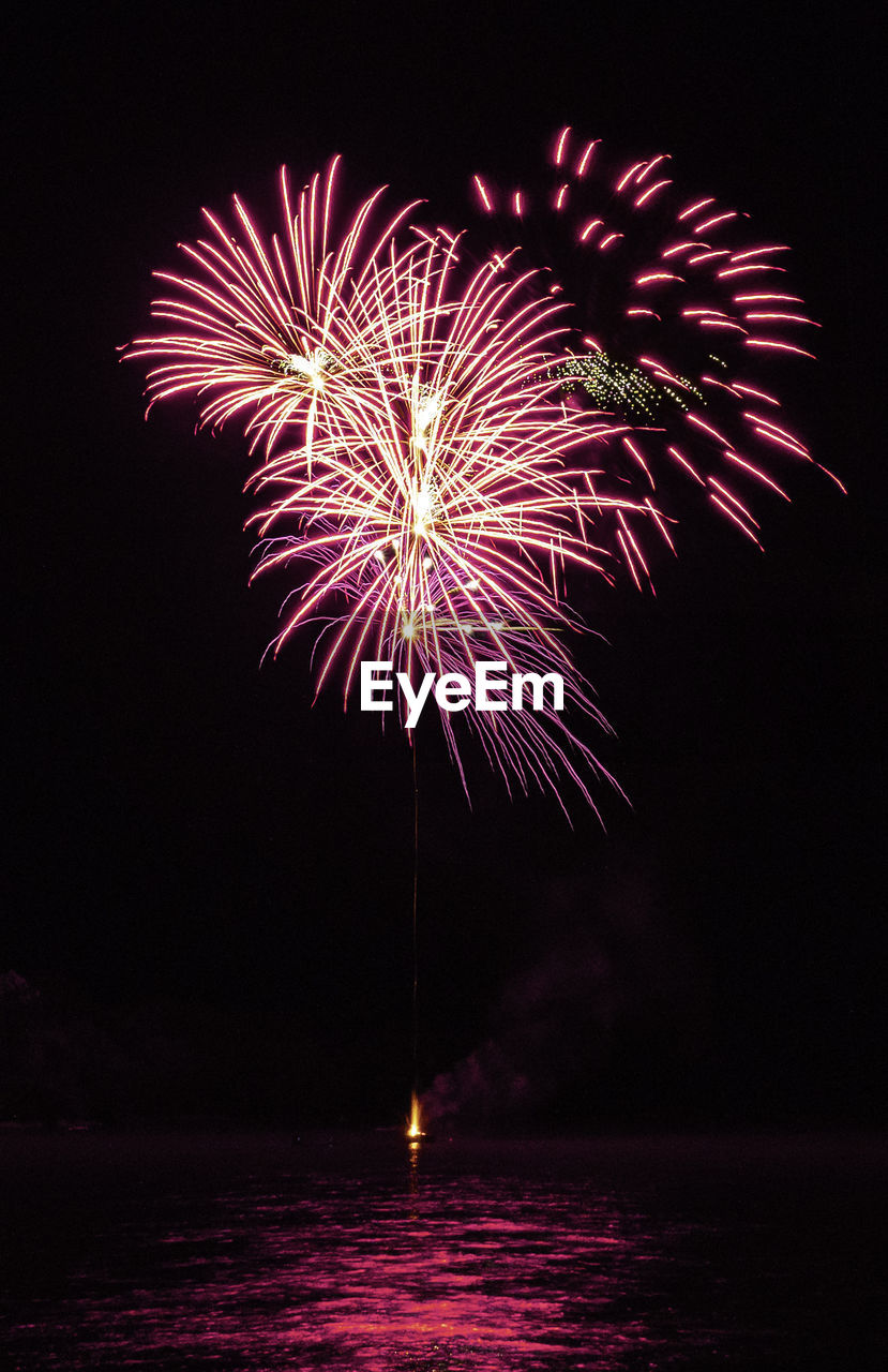 FIREWORKS DISPLAY AT NIGHT