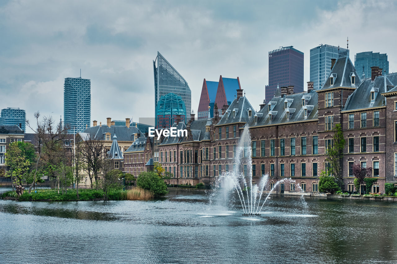 Hofvijver lake and binnenhof , the hague