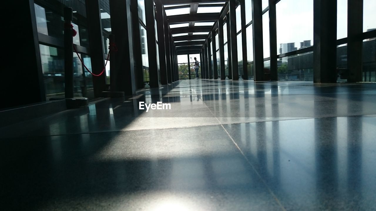Surface level of elevated walkway