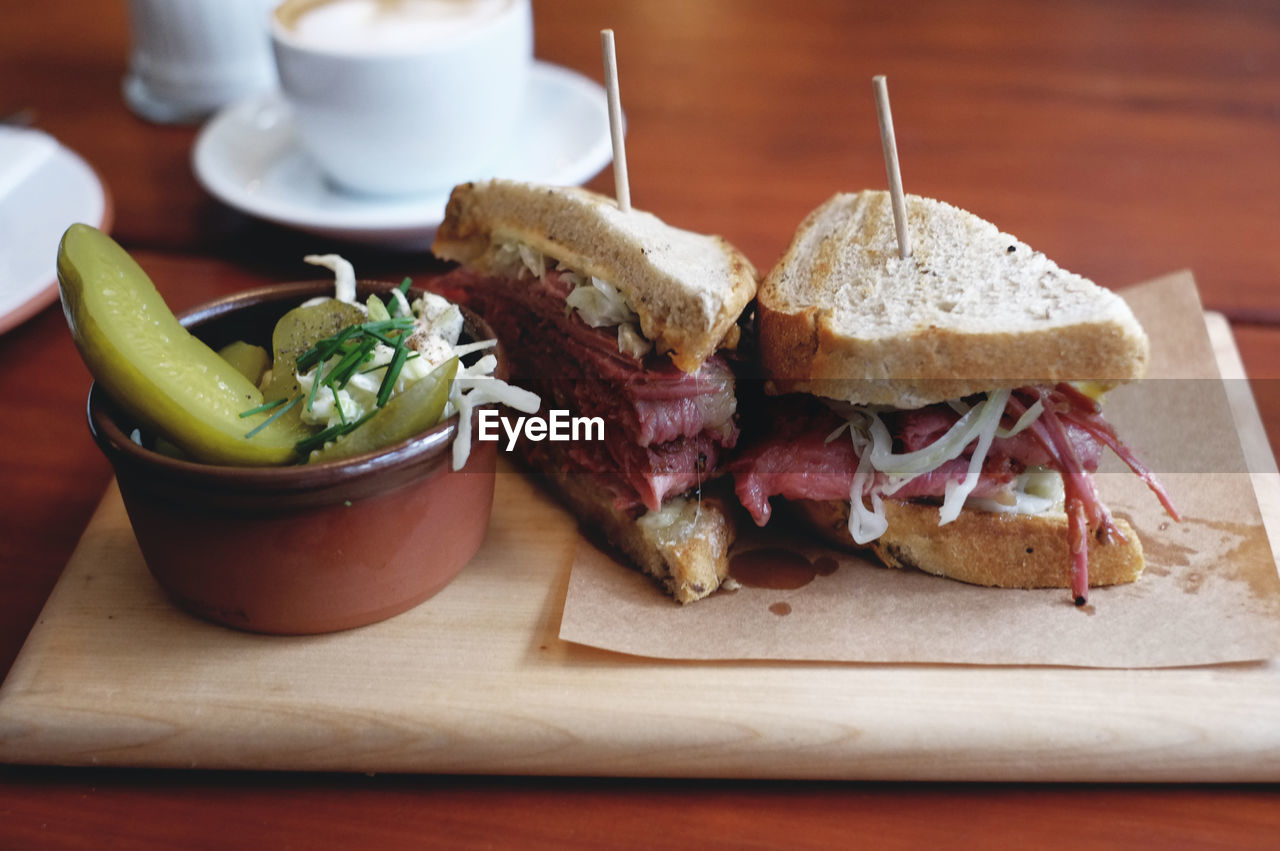 Close-up of pastrami sandwich on tray