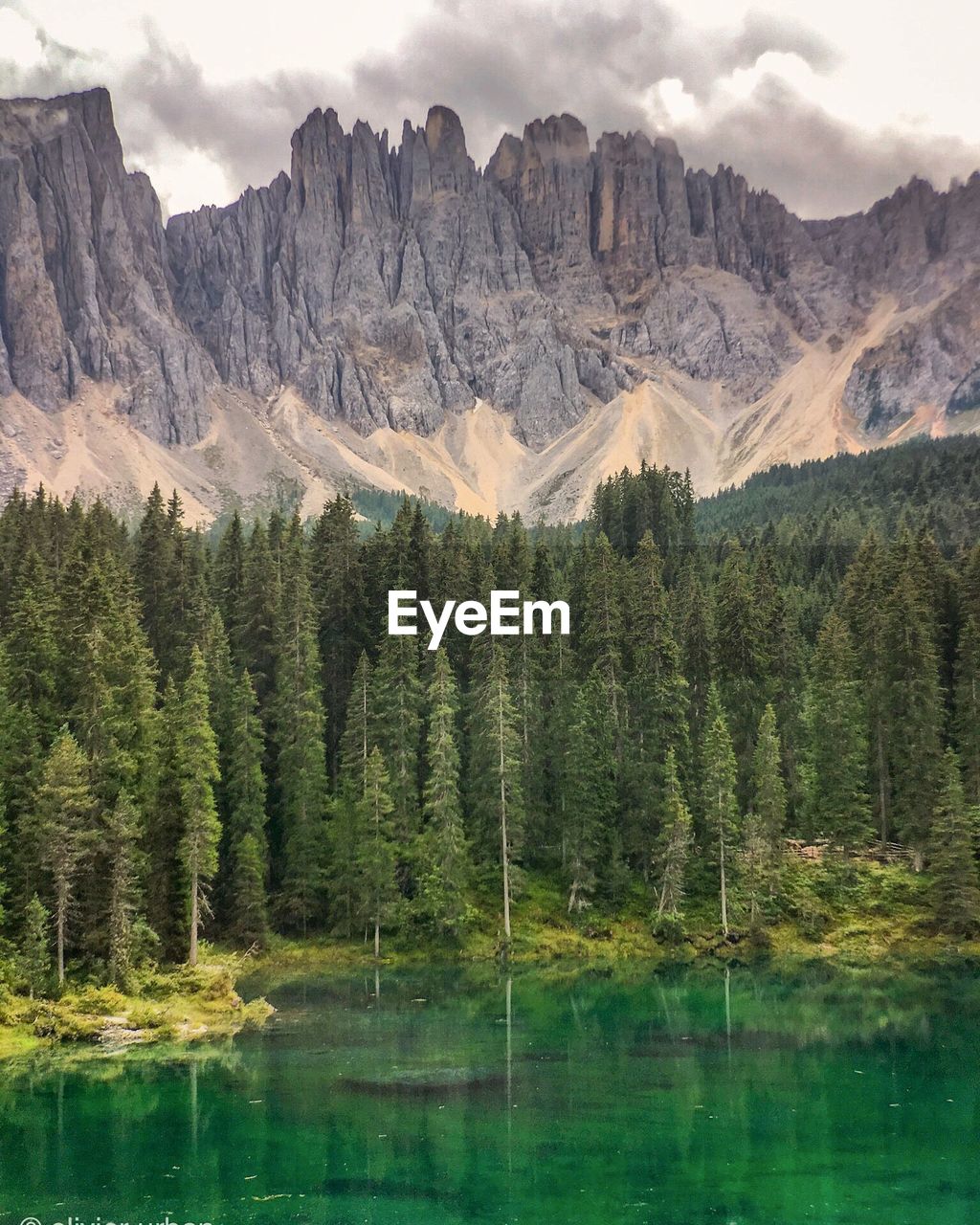 Scenic view of lake and mountains