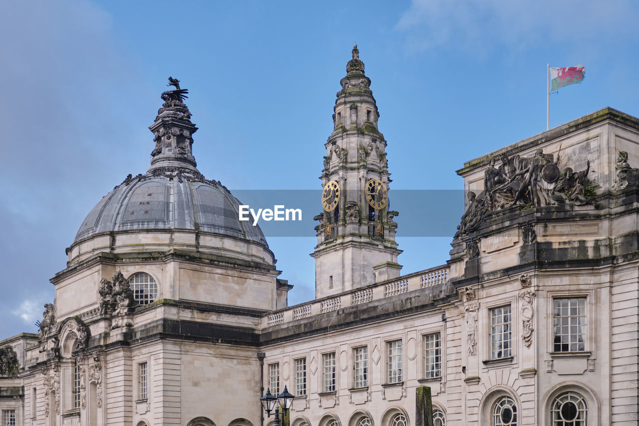 Cardiff civic centre city hall municipal local government council headquarters buildings