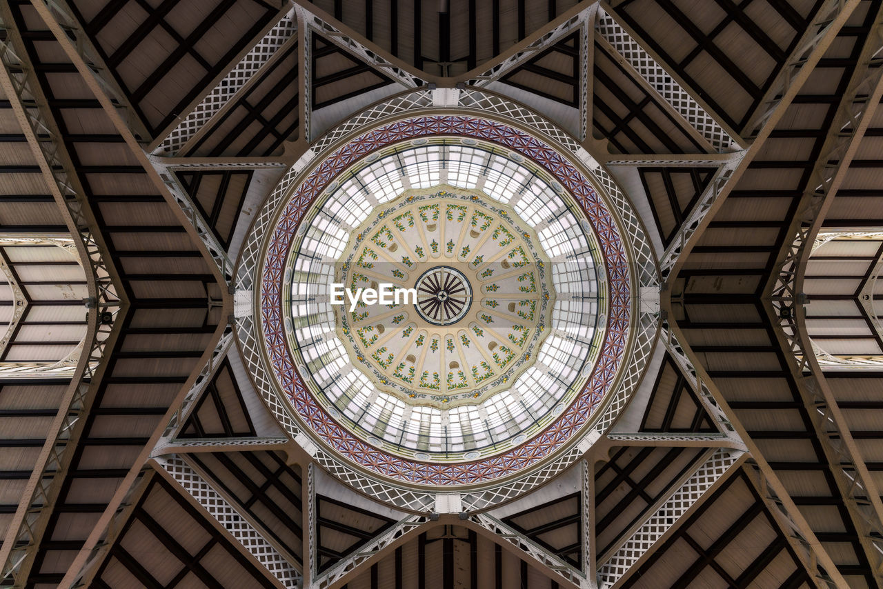 Perfect geometrical dome. mercado central vault, valencia, spain