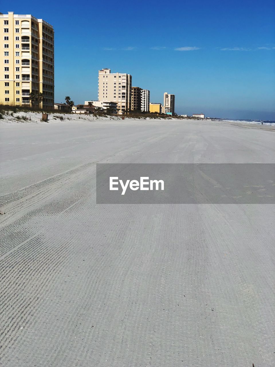 SURFACE LEVEL OF ROAD AGAINST BUILDINGS