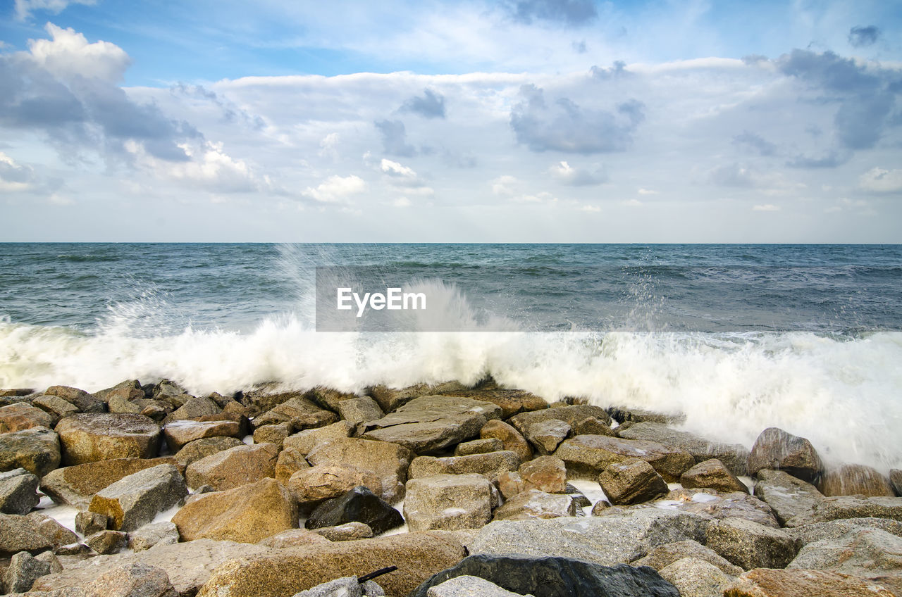 Scenic view of sea against sky