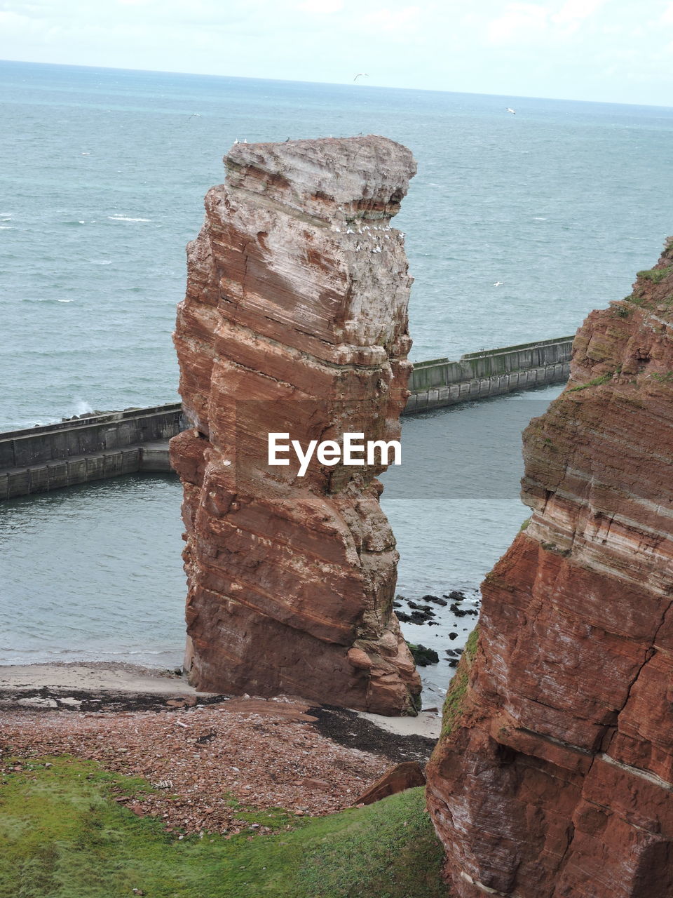 VIEW OF SEA AGAINST SKY