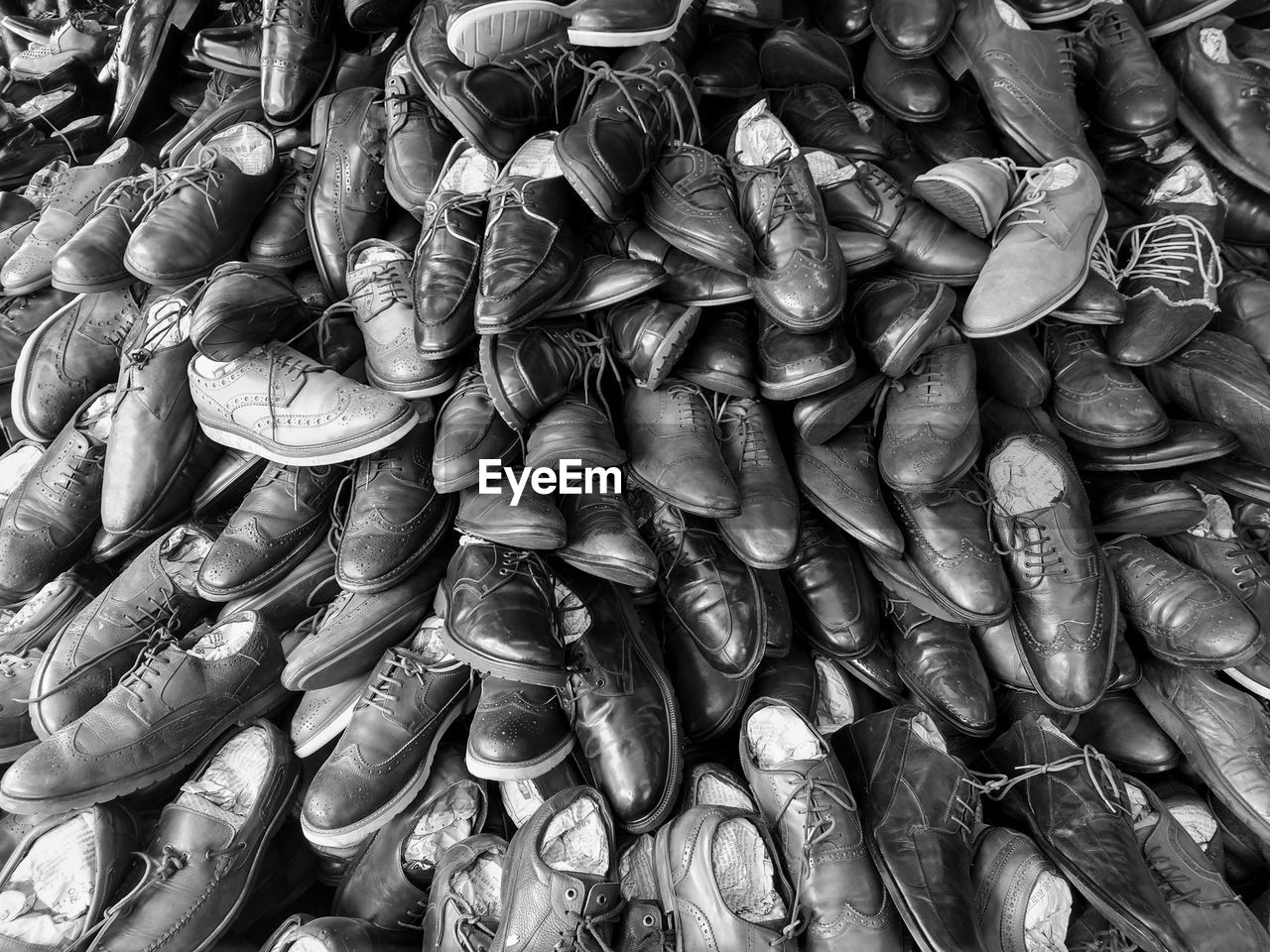 HIGH ANGLE VIEW OF VEGETABLES FOR SALE