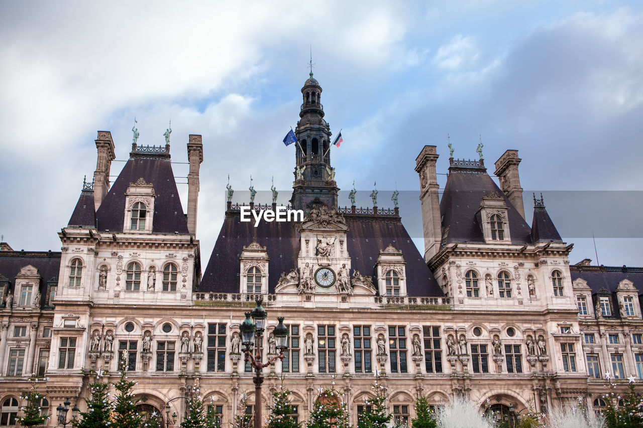 Hotel de ville facade . city's local administration of paris