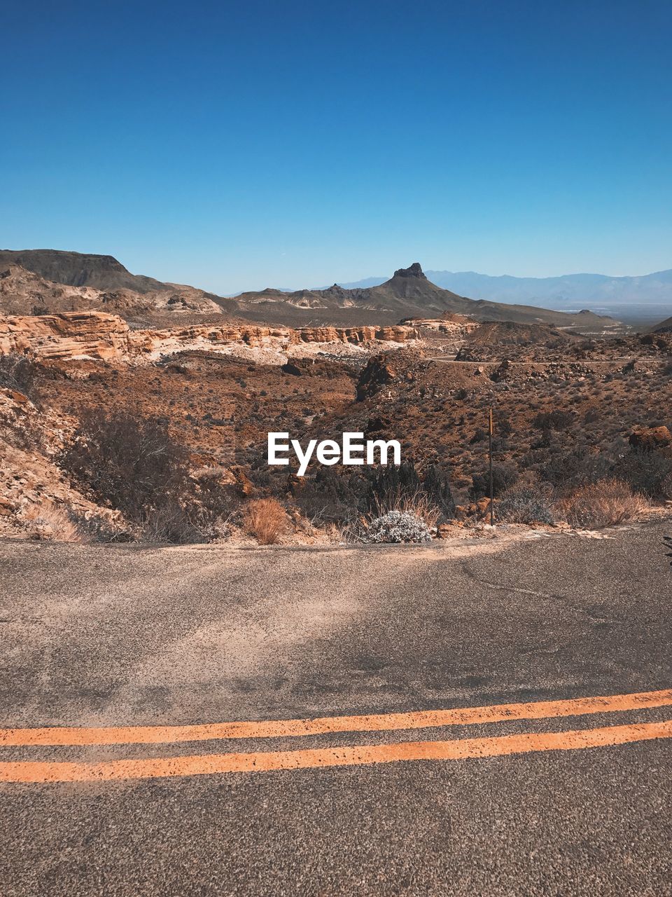 AERIAL VIEW OF DESERT AGAINST SKY