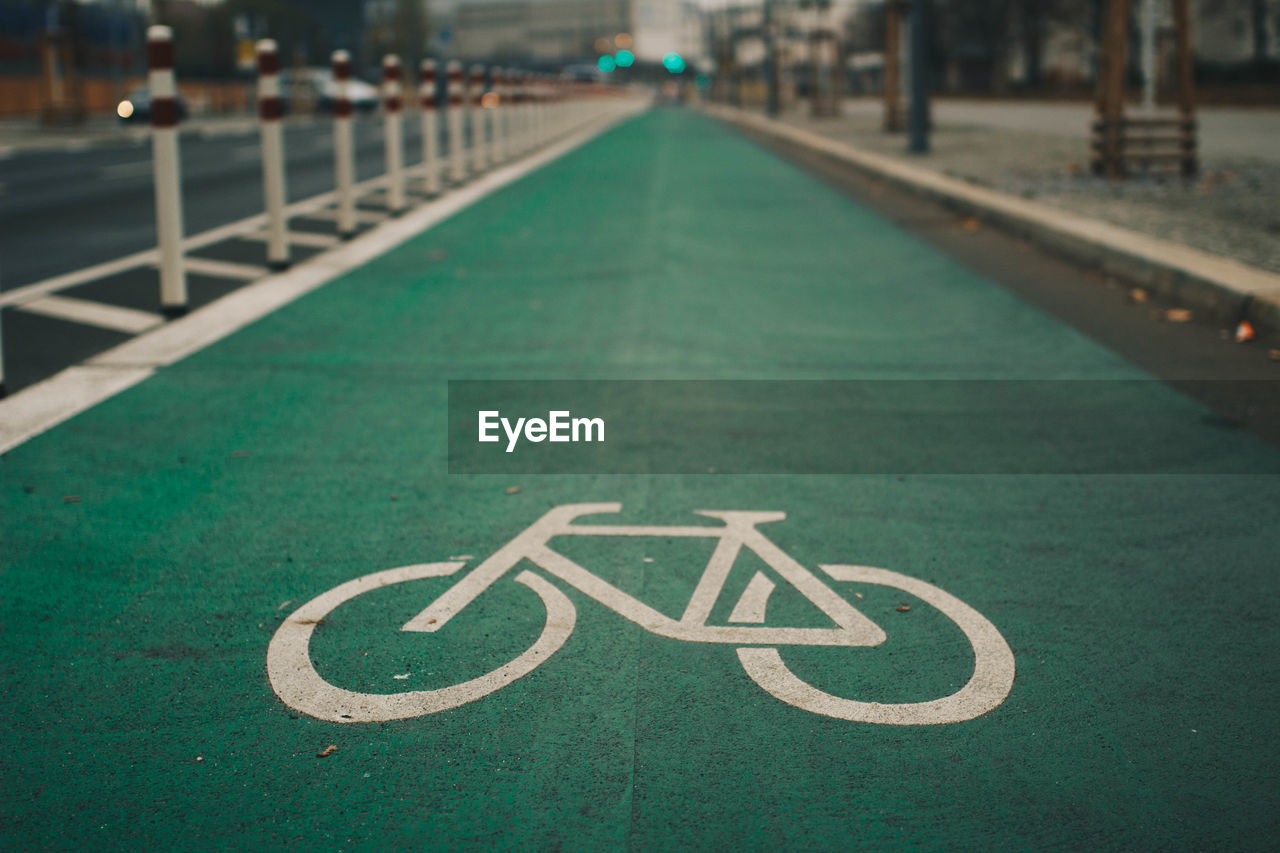 Diminishing perspective of bicycle lane