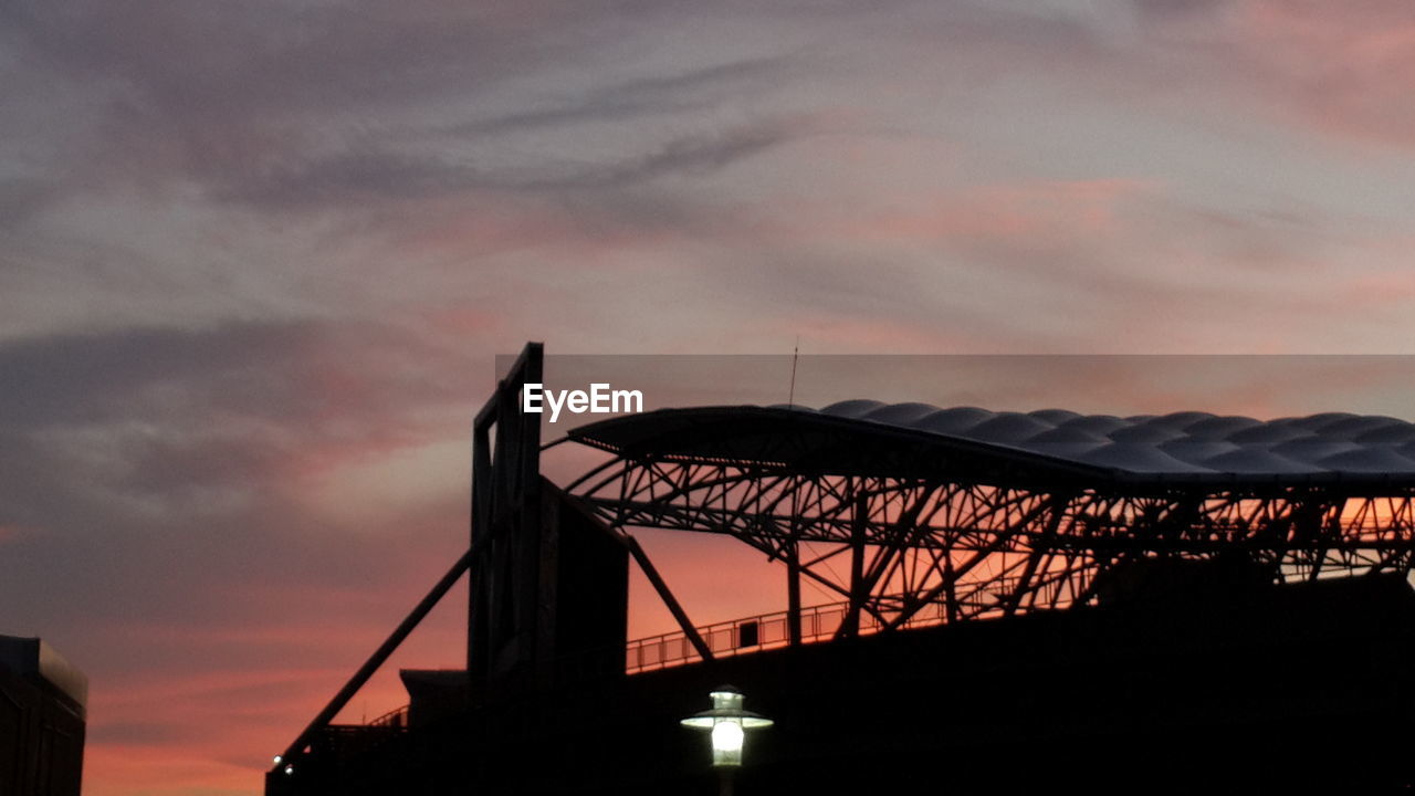 LOW ANGLE VIEW OF SKY AT SUNSET