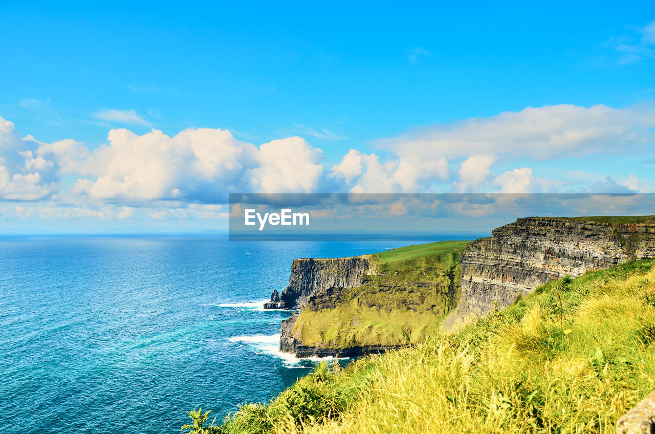 PANORAMIC SHOT OF SEA AGAINST SKY