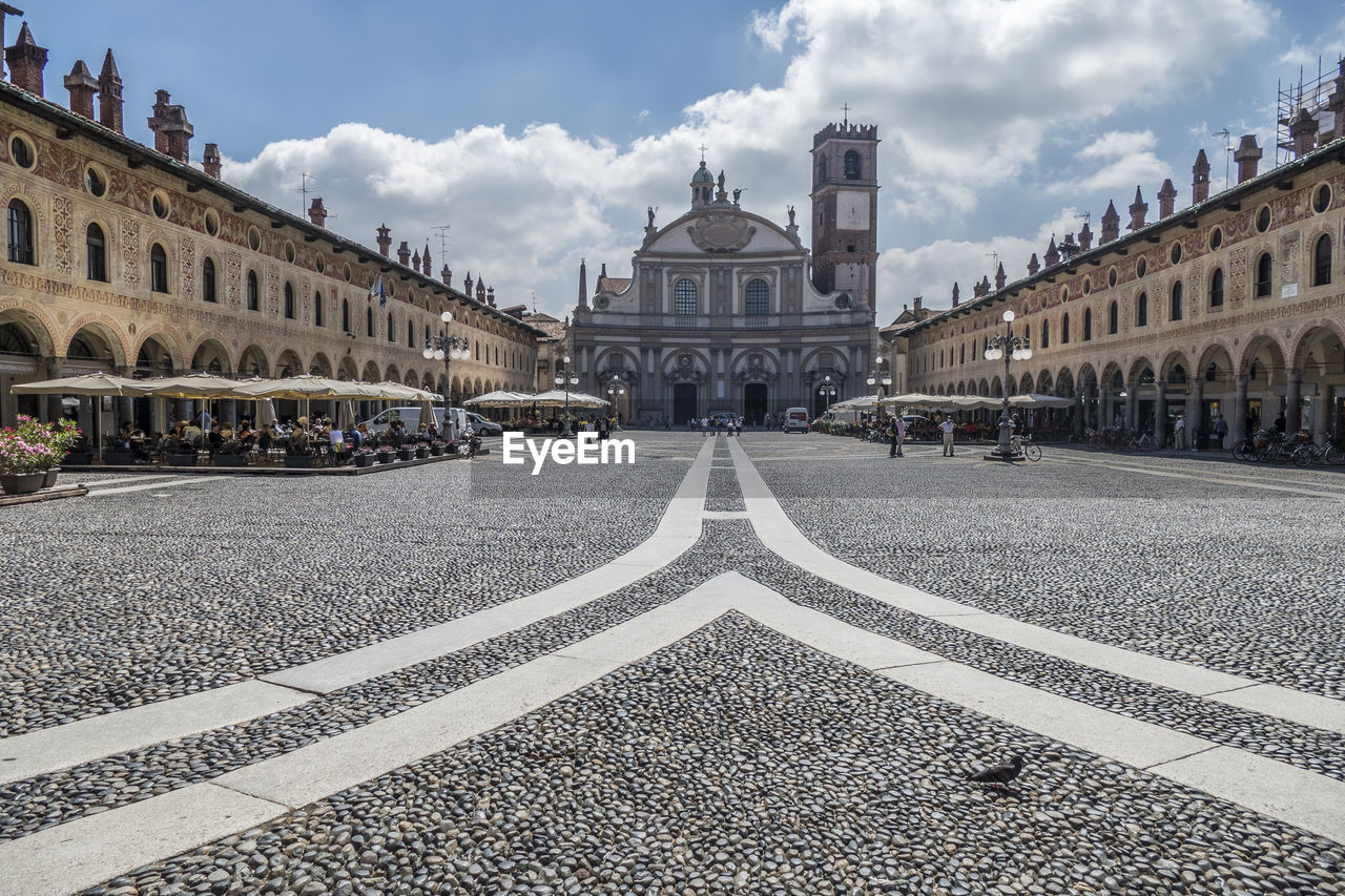 Panoramic view of ducale square in vigevano with the cathedral of s. ambrogio