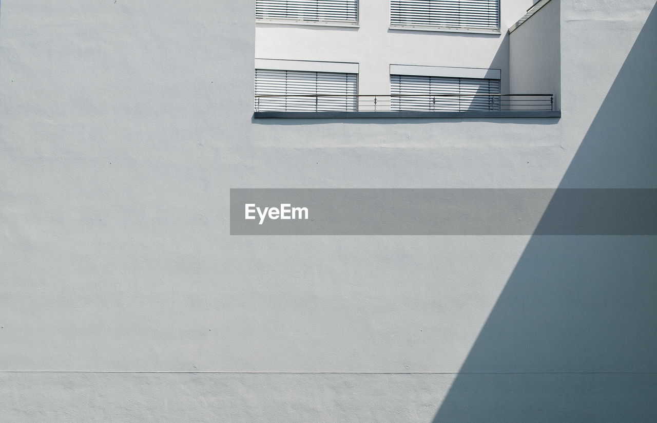 Sunlight falling on building wall